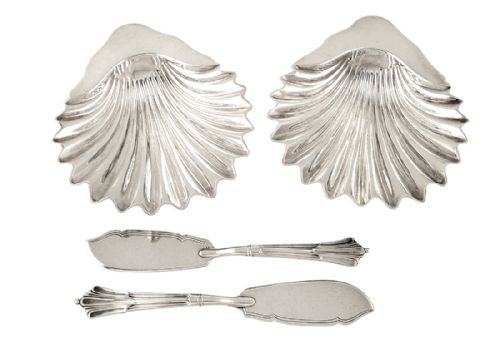fig 1. Pair of Antique Victorian Sterling Silver Shell Dishes & Knives in Case - Goldsmiths 1891