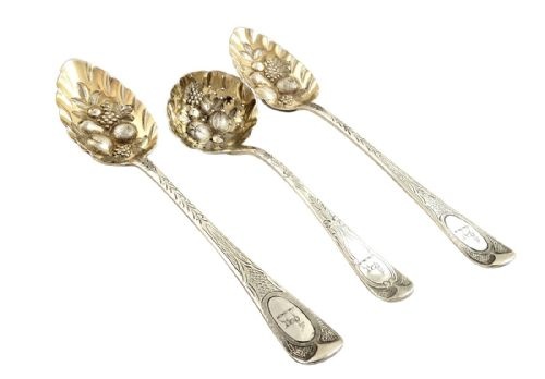 fig 1. Set of Antique Georgian Sterling Silver Berry Spoons & Sifter in Presentation Case 1810