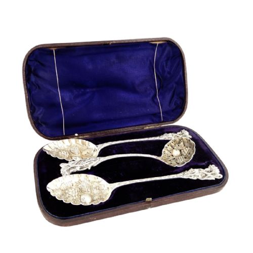 Antique Victorian Silver Plated Berry Spoons & Sifter Spoon in Case