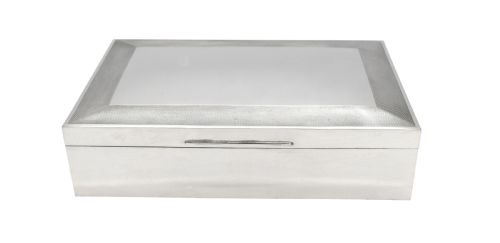 fig 1. Vintage Sterling Silver Cigarette / Trinket Box