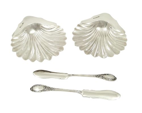 fig 1. Pair of Antique Edwardian Sterling Silver Shell Dishes & Knives in Case - Mappin & Webb 1906