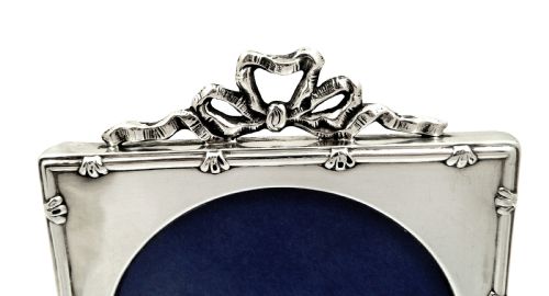 fig 1. Antique Edwardian Sterling Silver 'Bow/Ribbon' Photo Frame 1908