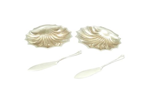 fig 1. Pair of Antique Edwardian Sterling Silver Shell Butter Dishes in Case 1907