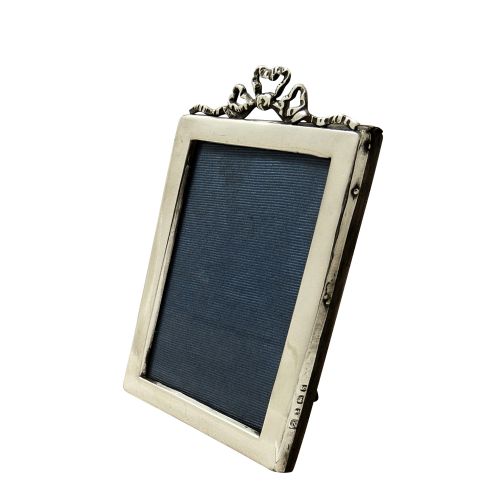 Antique Sterling Silver 'Bow / Ribbon' Photo Frame 1917
