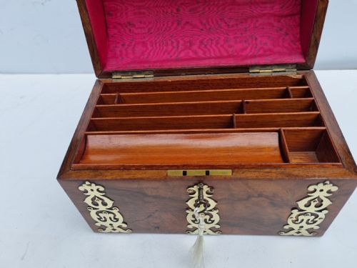 VICTORIAN WALNUT DOME TOP STATIONERY BOX 9 C 1860 - ADDITIONAL PHOTO 3