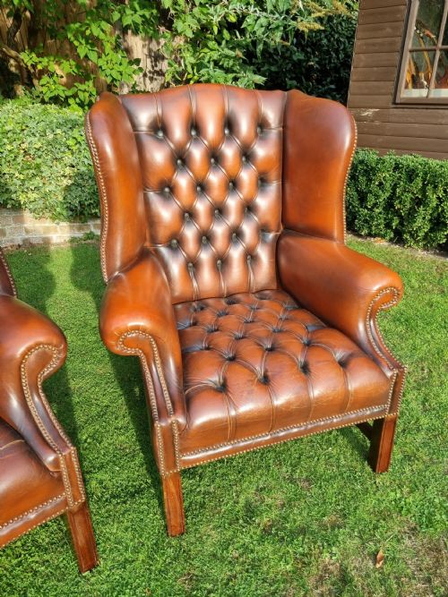 PAIR ANTIQUE GEORGE LLL STYLE LEATHER CHESTERFIELD WING ARMCHAIRS - ADDITIONAL PHOTO 1