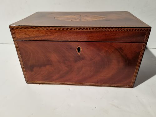 fig 1. Georgian 24cm mahogany inlaid jewel box c 1830