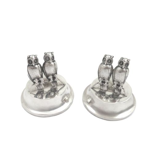 PAIR OF ANTIQUE EDWARDIAN STERLING SILVER 'OWL' MENU HOLDERS 1910