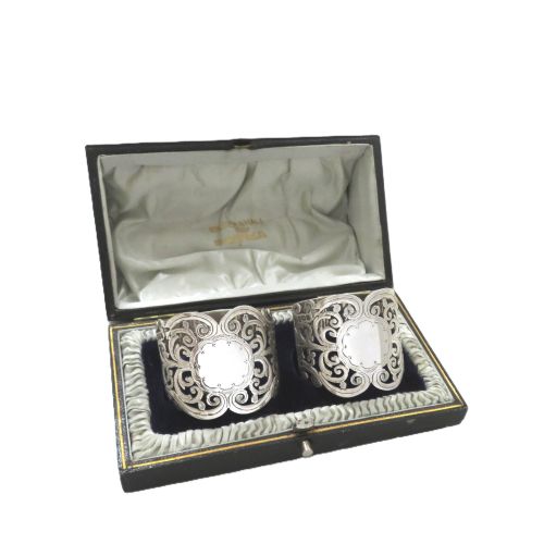 PAIR OF ANTIQUE EDWARDIAN STERLING SILVER PIERCED NAPKIN RINGS IN CASE 1909