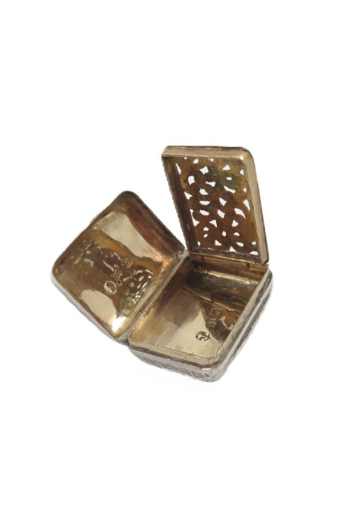 ANTIQUE GEORGIAN STERLING SILVER VINAIGRETTE 1824 - ADDITIONAL PHOTO 5