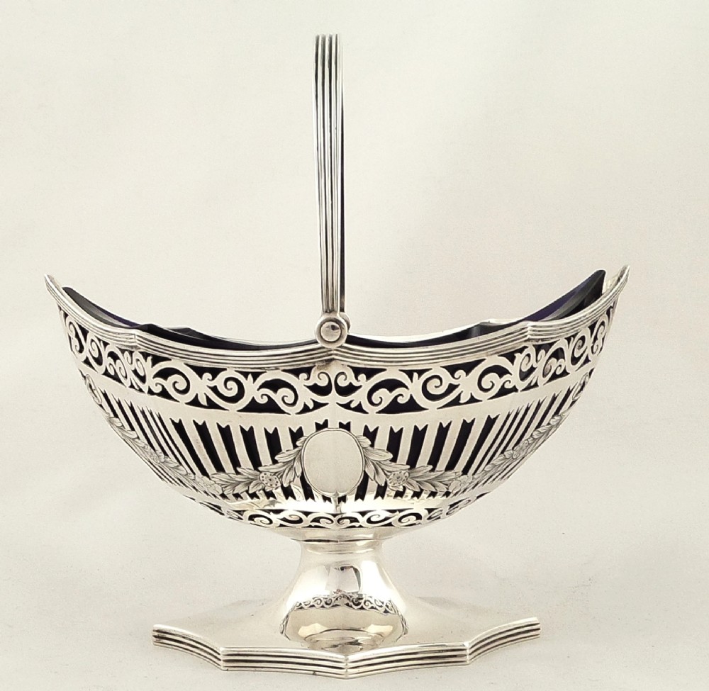 Antique Edwardian Sterling Silver Shaped Basket with Liner - 1906