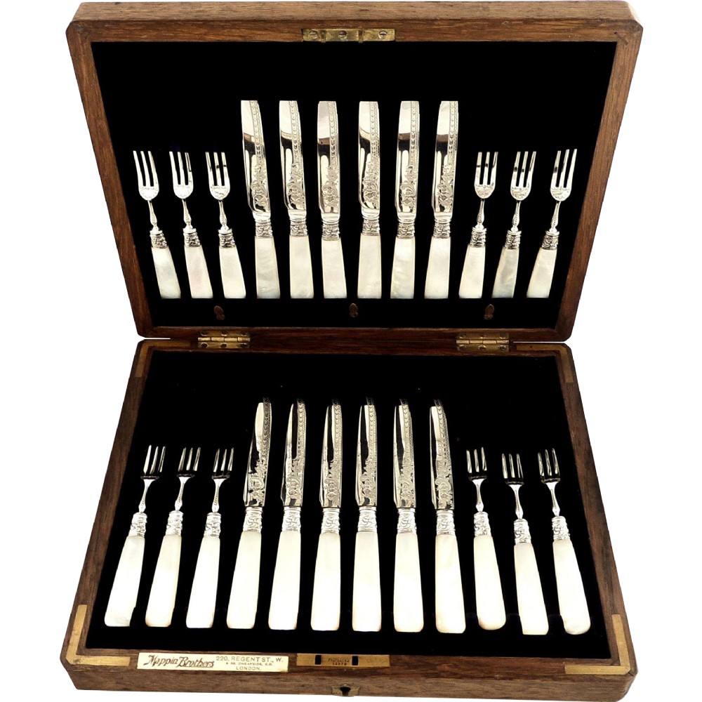 Antique 24 Piece Silver & Mother of Pearl Canteen of Cutlery 1898 - Mappin Brothers