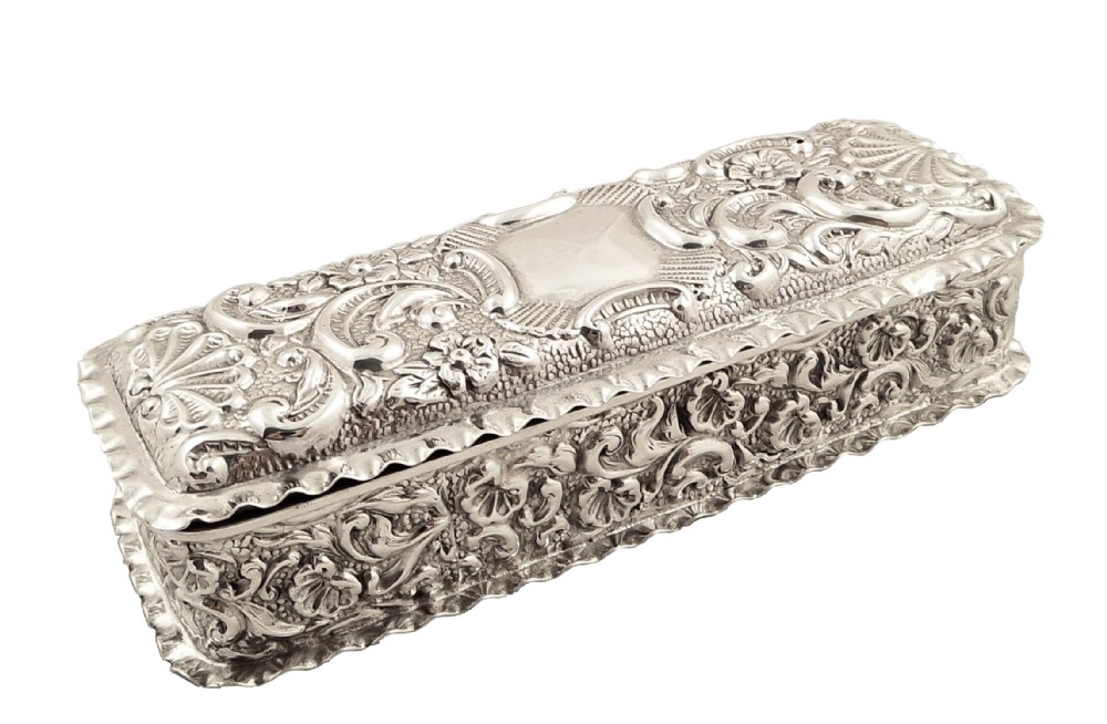 Antique Edwardian Sterling Silver Trinket/Table Box 1903