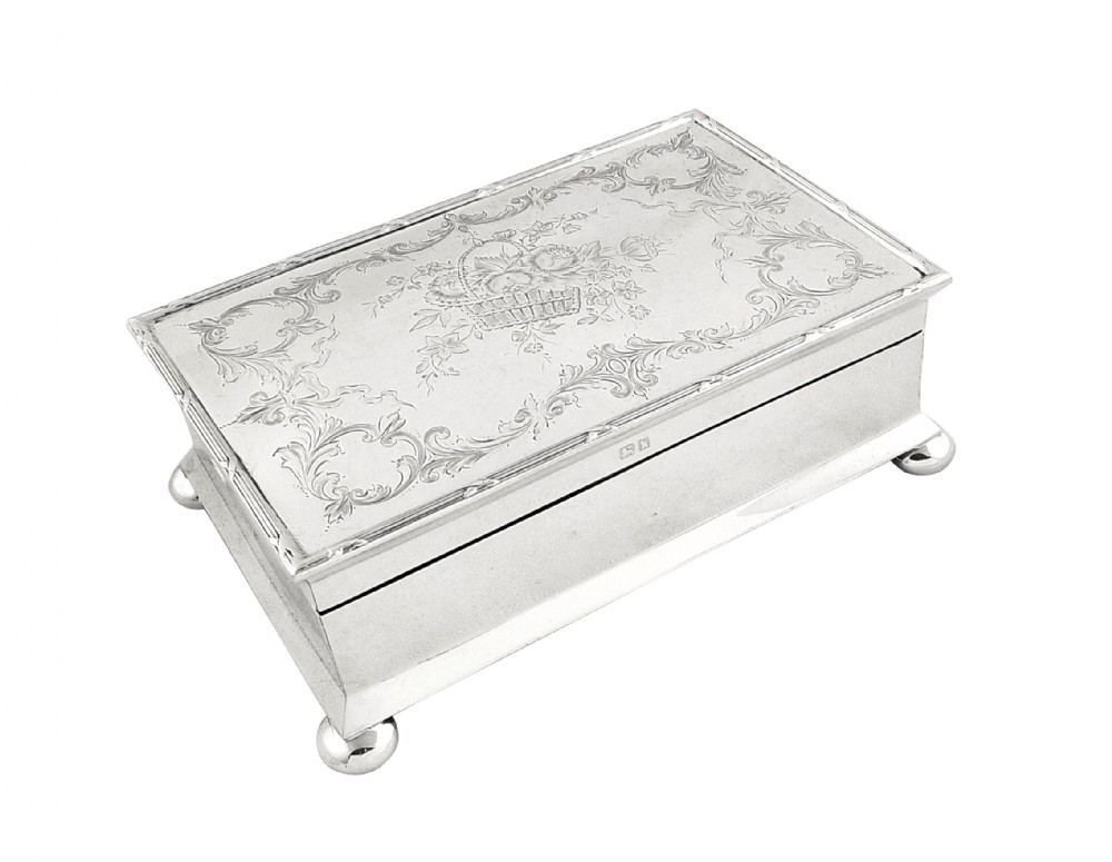 Antique Edwardian Sterling Silver Trinket / Table Box 1909