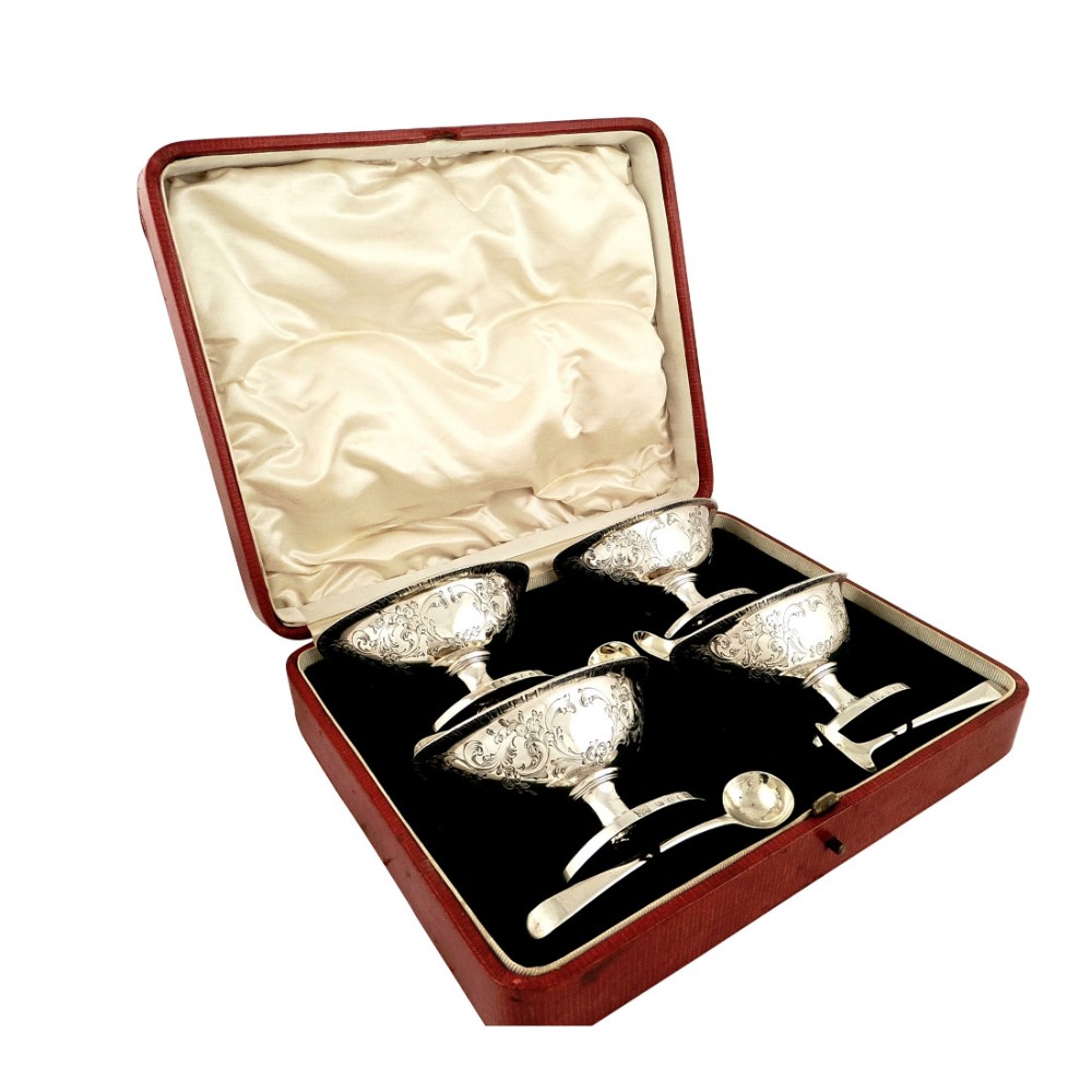 Set 4 Antique Georgian Sterling Silver  Salt Cellars in Case 1797 - Double Duty