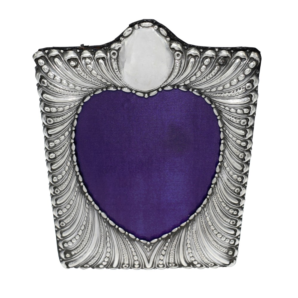 Antique Victorian Sterling Silver 'Heart' Photo Frame 1895 View IV