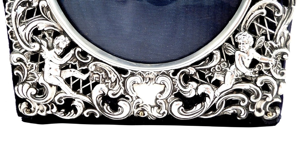 Antique Edwardian Sterling Silver 'Cherubs' Photo Frame 1902 View VII