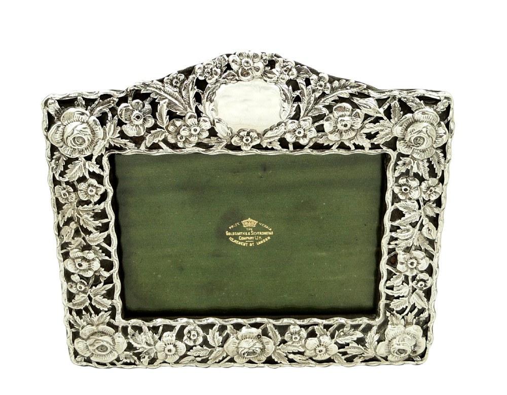 Antique Victorian Sterling Silver Photo Frame 1899 View X