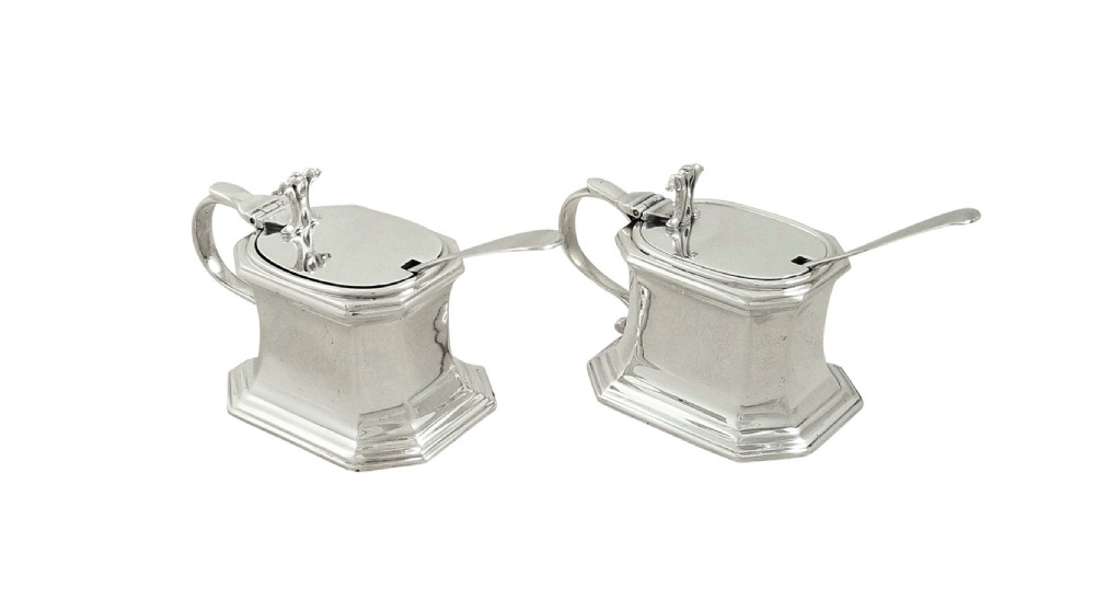 Pair of Antique Britannia Standard Silver Mustard Pots 1928 View IX