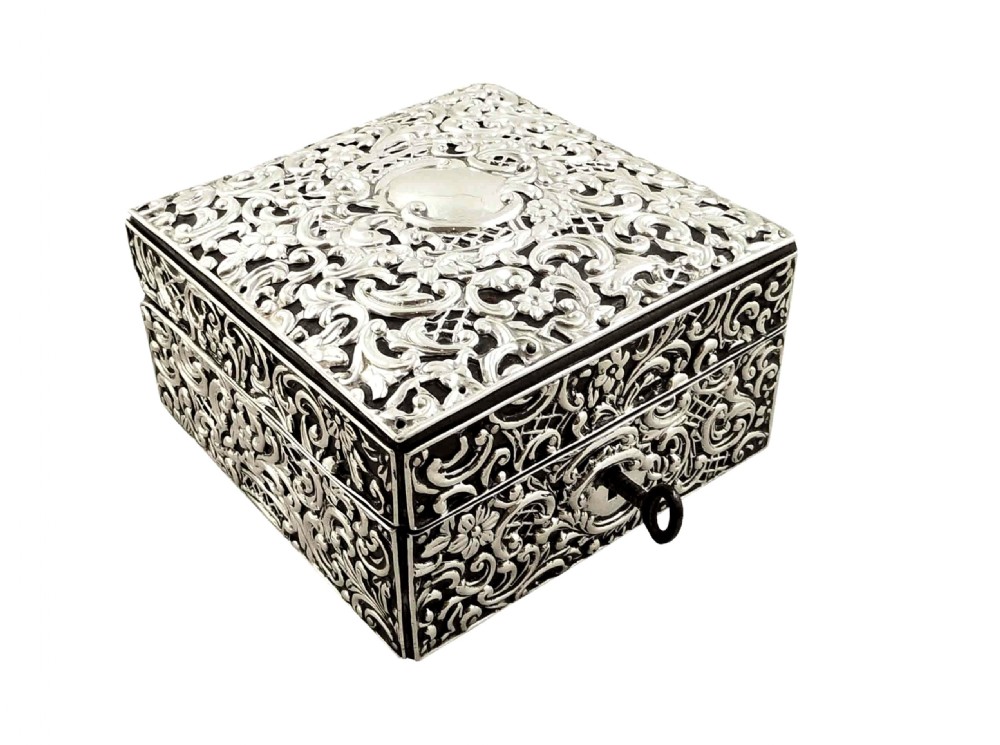 Antique Victorian Sterling Silver Cigarette / Trinket Box with Key 1896 View IX