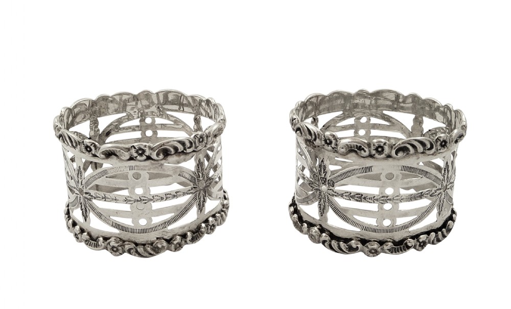 Pair of Antique Sterling Silver Napkin Rings in Presentation Case 1912 View VII
