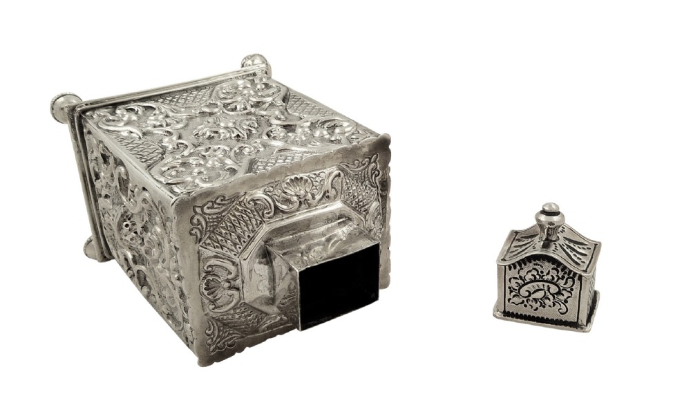 Antique Silver Dutch Caddy with Embossed Decoration 1895 View III