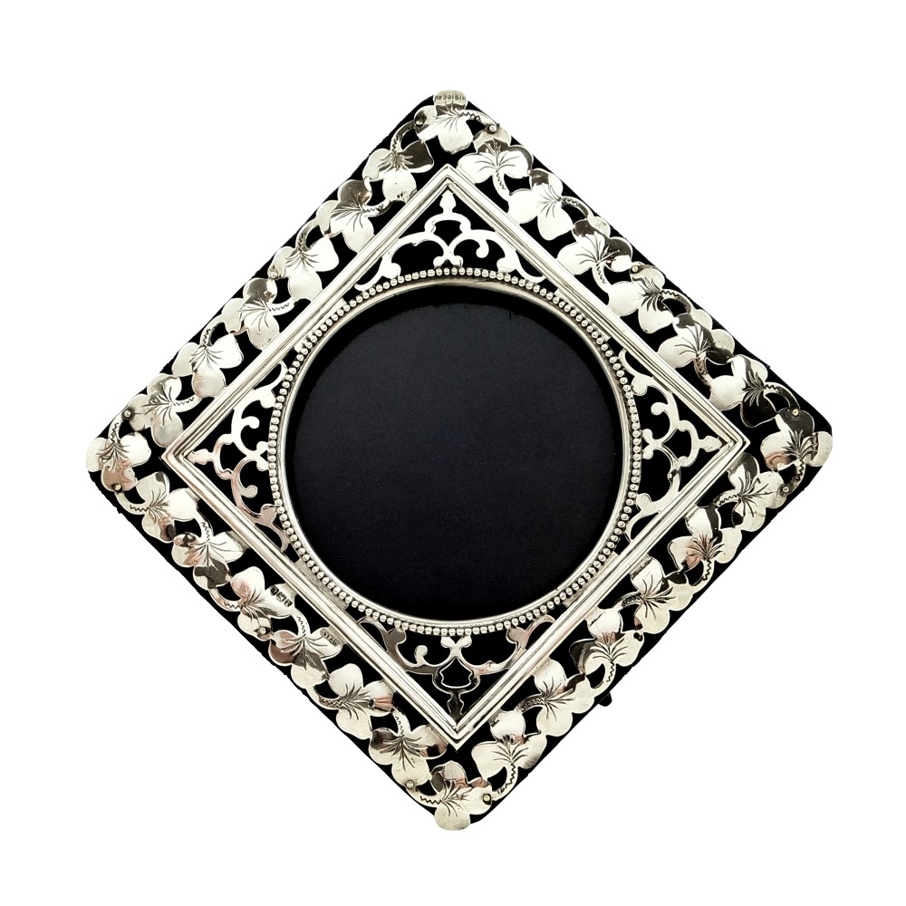 Antique Edwardian Sterling Silver 'Shamrock' Photo Frame 1902