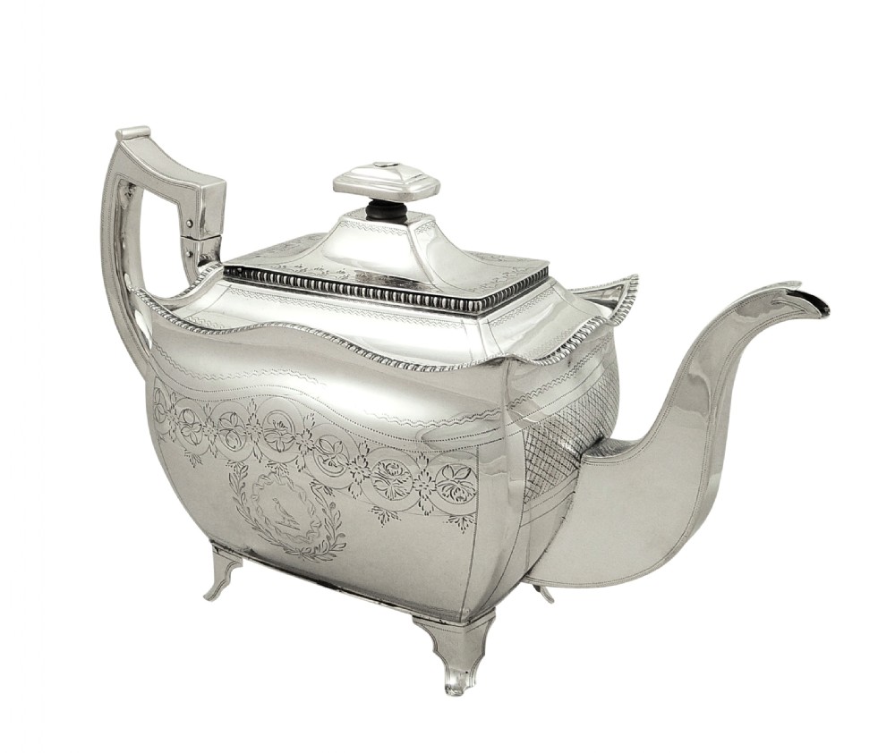 Antique Georgian Irish Sterling Silver Teapot - Dublin 1810 View IX