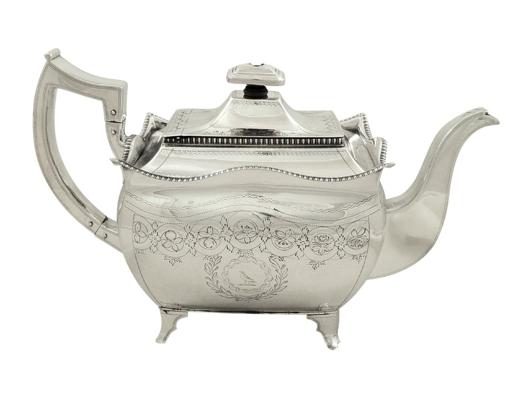 Antique Georgian Irish Sterling Silver Teapot - Dublin 1810 View XI
