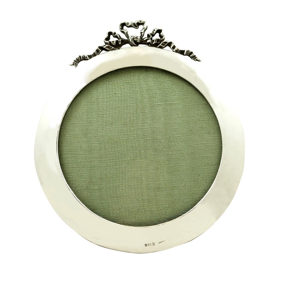 Antique Sterling Silver Circular Bow / Ribbon Photo Frame 1921