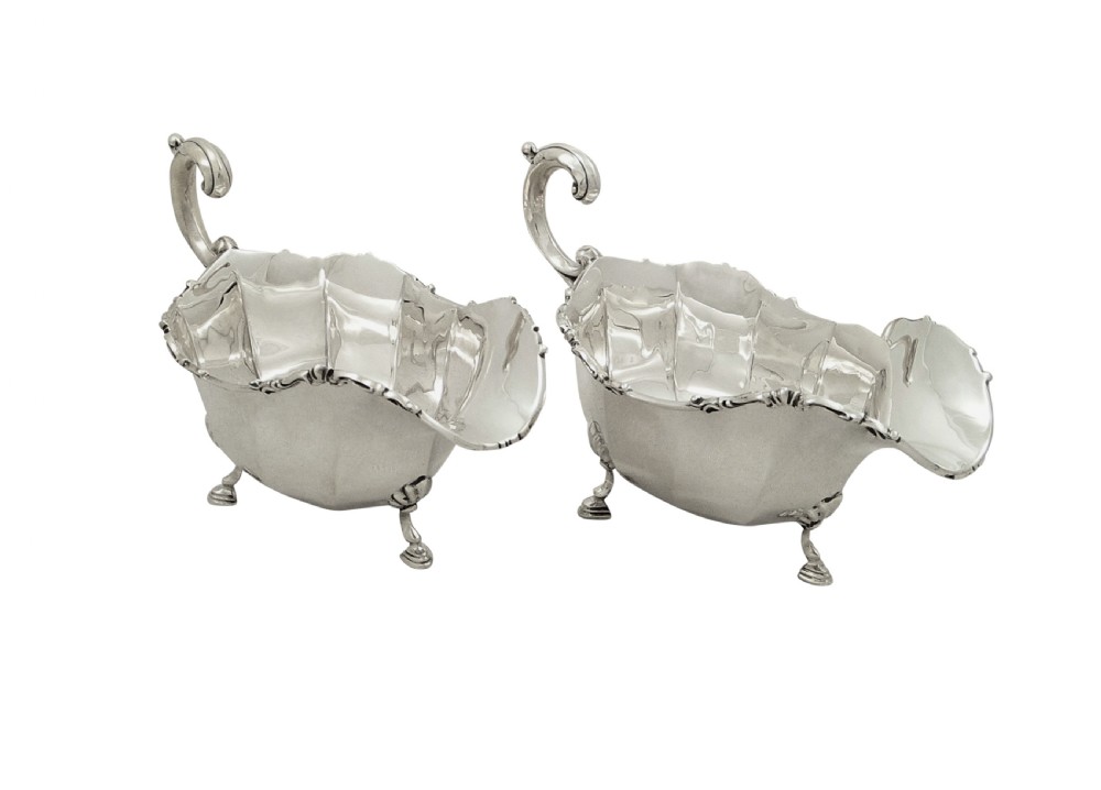 Pair of Antique Sterling Silver Gravy Boats or Sauce Jugs 1930 View III