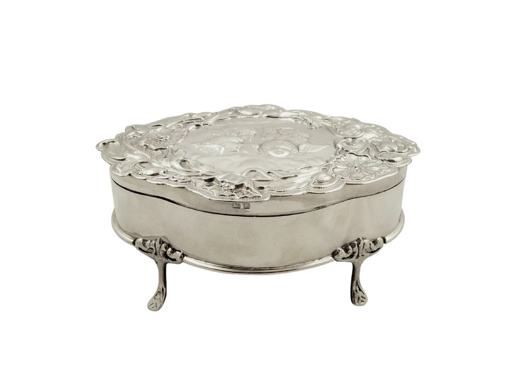 Large Antique Edwardian Sterling Silver 'Angels' Trinket Box 1902 View V