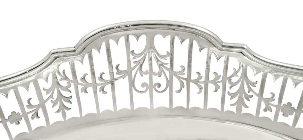 Antique Sterling Silver Oval Pierced 10
