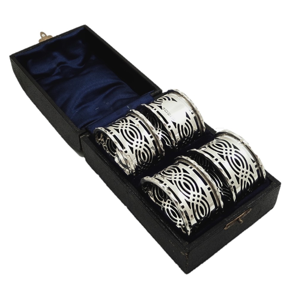 Set of 4 Antique Sterling Silver Pierced Napkin Rings in Case 1911