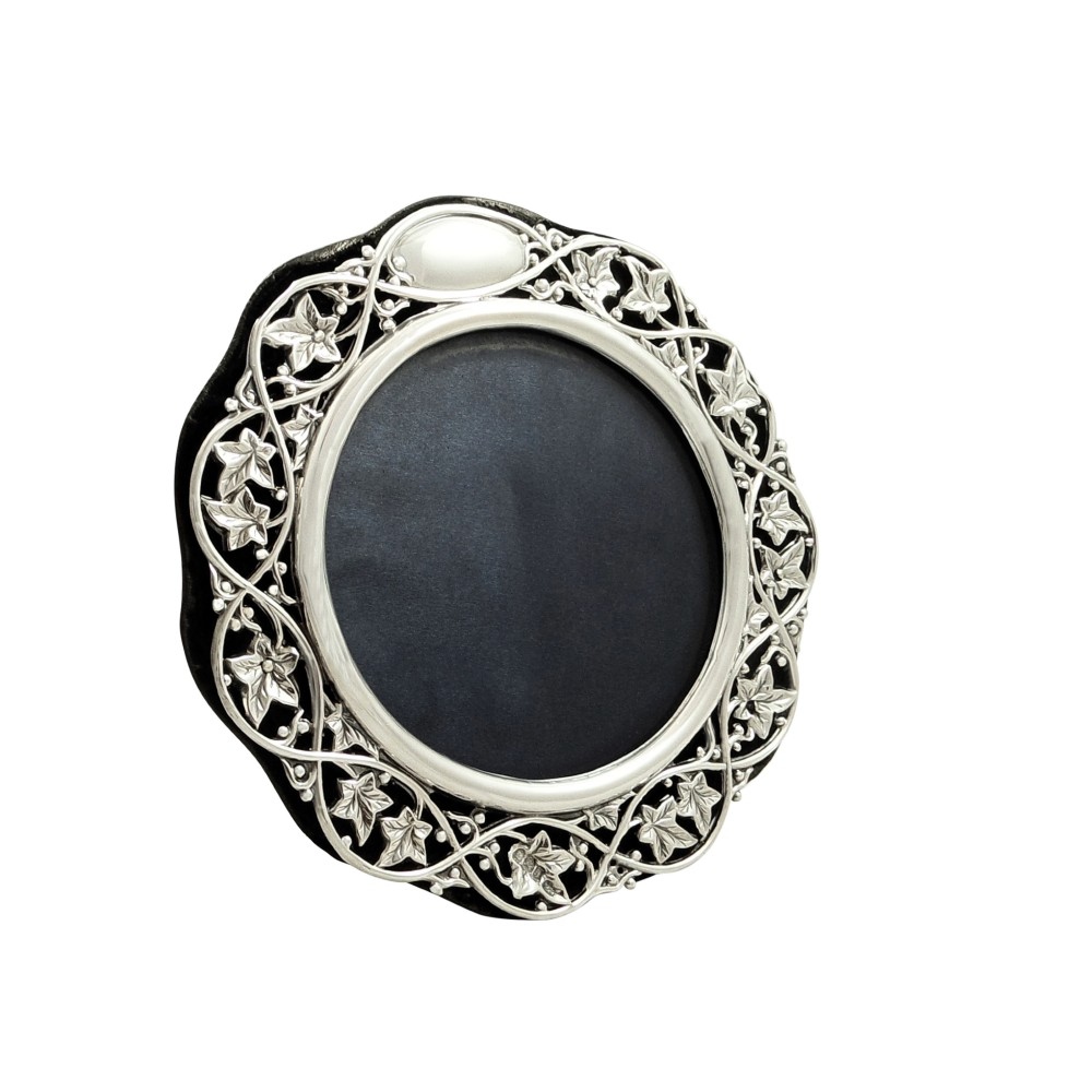 Antique Edwardian Sterling Silver Circular Photo Frame 1901