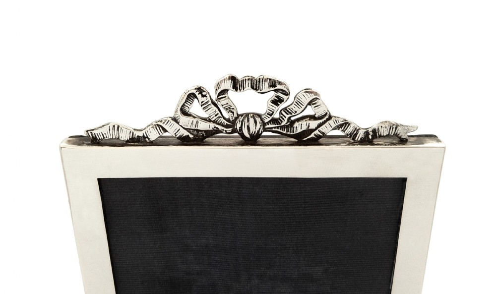 Antique Sterling Silver 'Bow/Ribbon' Photo Frame 1924 View II