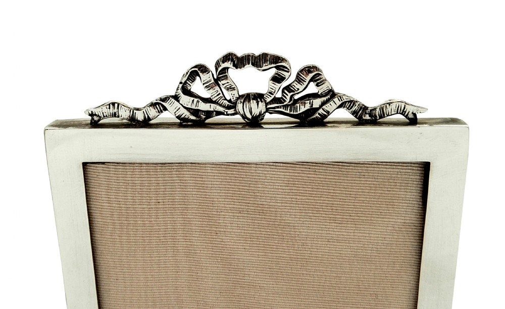 Antique Sterling Silver 'Bow / Ribbon' Photo Frame 1911 View V