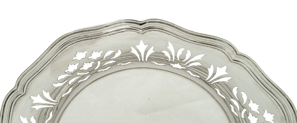 Pair of Antique Victorian Scottish Sterling Silver Dishes - Edinburgh 1900 View IV