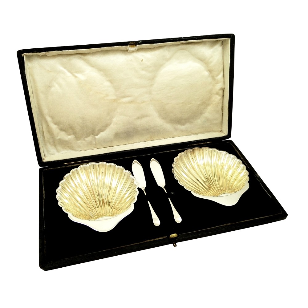 Pair of Antique Sterling Silver Shell Butter Dishes in Case 1919
