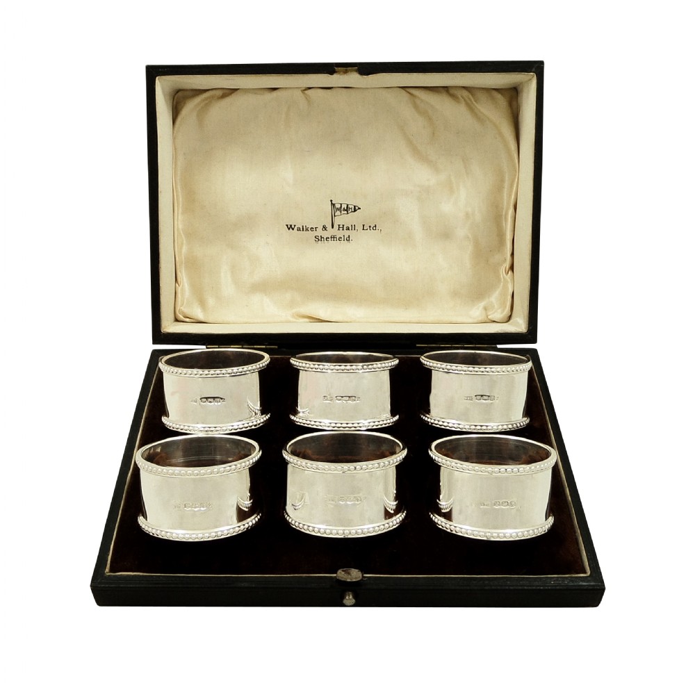 Set of 6 Antique Sterling Silver Napkin Rings in Case - Walker & Hall 1927 View XI