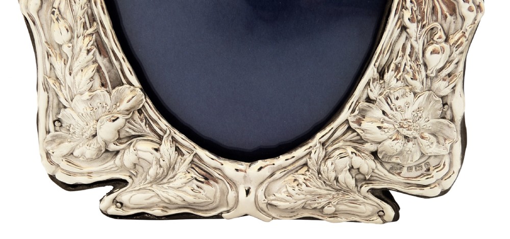 Antique Art Nouveau Sterling Silver Photo Frame 1901 View V