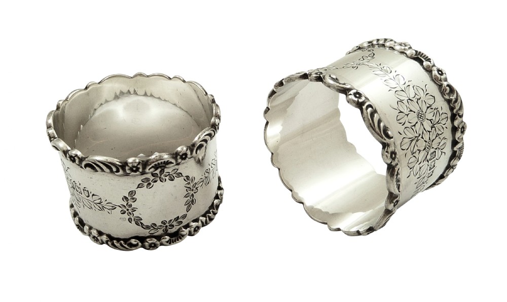 Pair of Antique Sterling Silver Napkin Rings in Case 1913 View IV