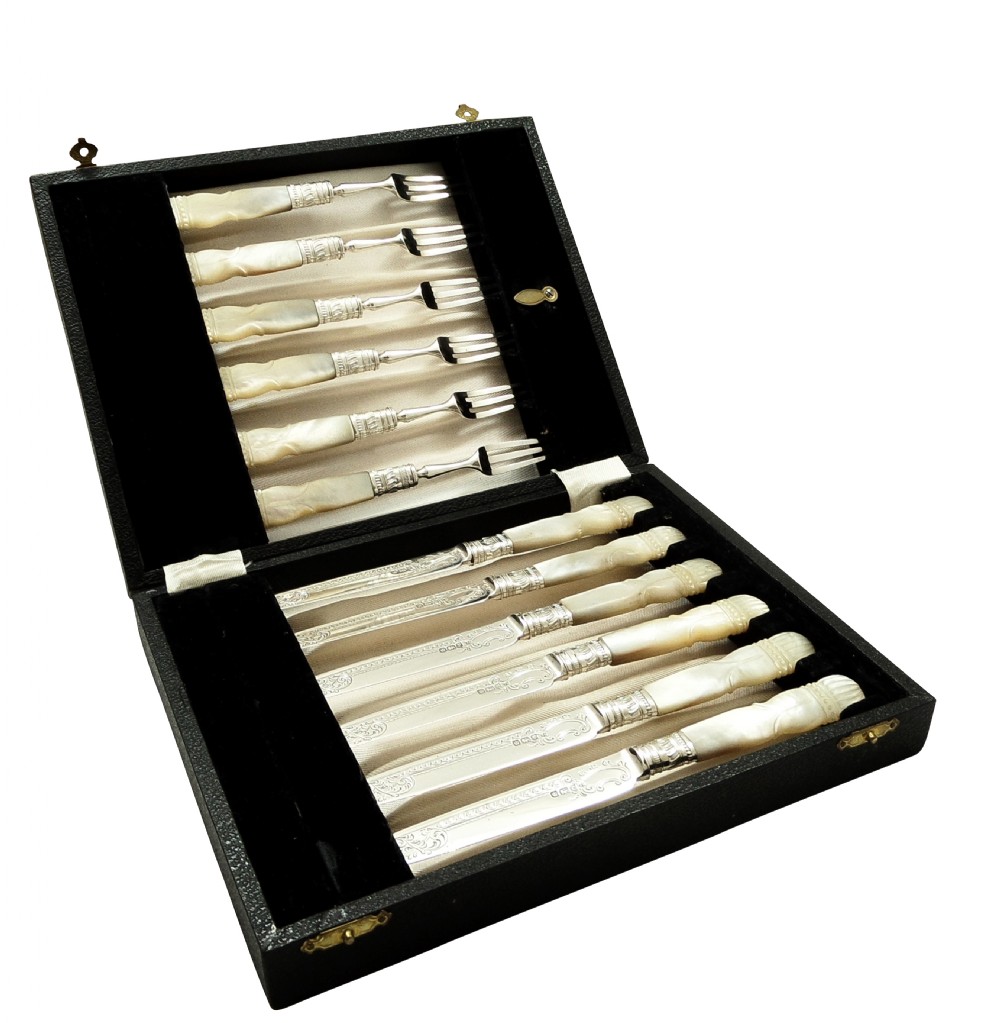 Antique Edwardian Silver & Mother of Pearl Dessert/Fruit Knives & Forks Set 1909 View XII