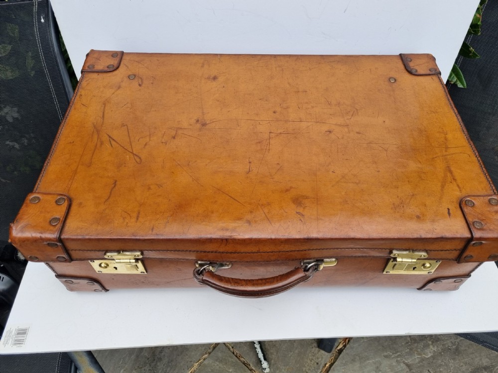 Antique tan leather suitcase 66cm in excellent condition c1880. Exceptional quality. View II