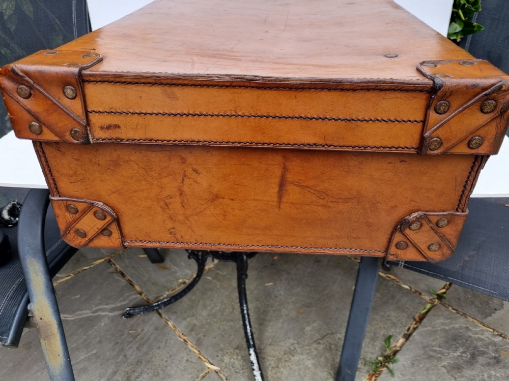 Antique tan leather suitcase 66cm in excellent condition c1880. Exceptional quality. View III