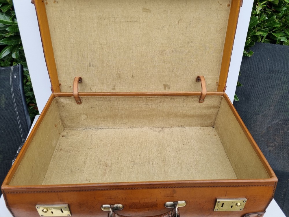 Antique tan leather suitcase 66cm in excellent condition c1880. Exceptional quality. View VII