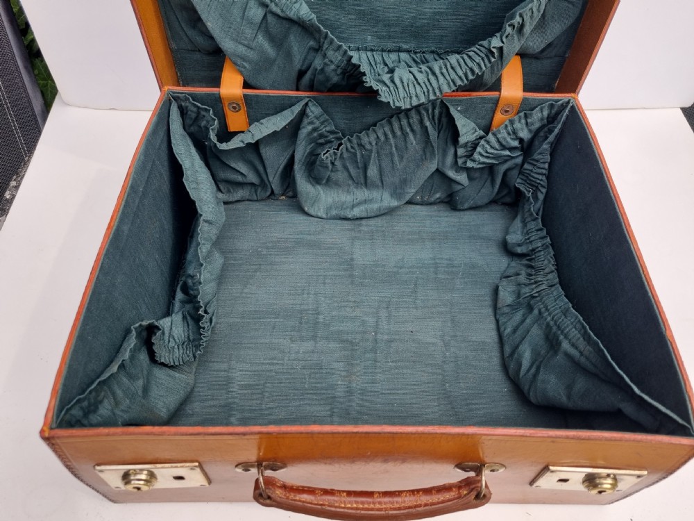 Antique brown leather weekend case c1860 in excellent condition 40cm View IX