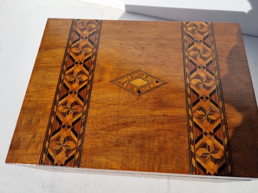 Victorian walnut inlaid jewellery box 30cm c1880 View VI