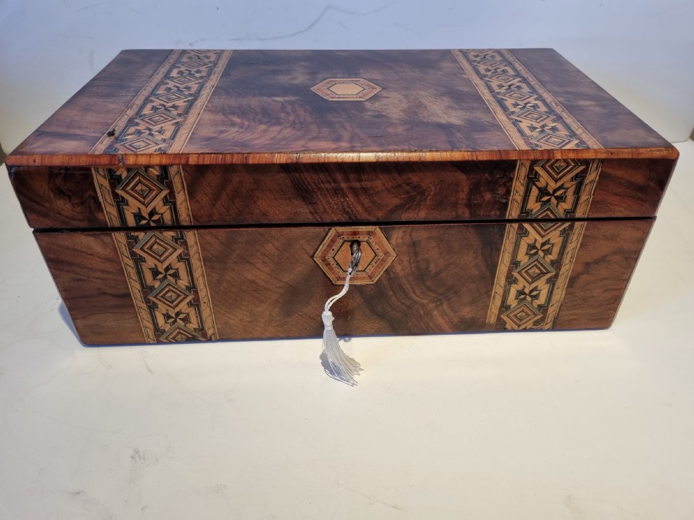 Victorian walnut and inlaid writing box c 1880 40 cm in excellent condition