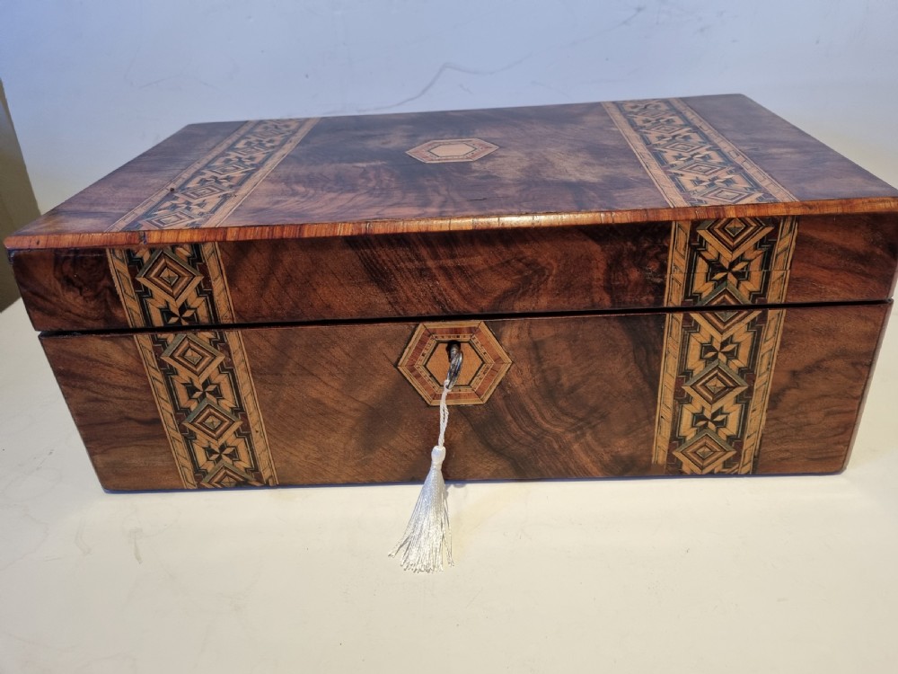 Victorian walnut and inlaid writing box c 1880 40 cm in excellent condition View VI